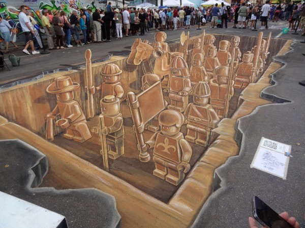 3d Street Art Sarasota - Leon Keer