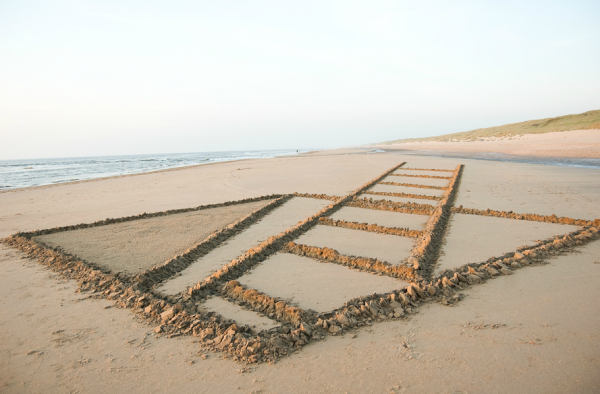 Nico Laan - Sand Drawing #3