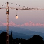 Crane Raising the Moon